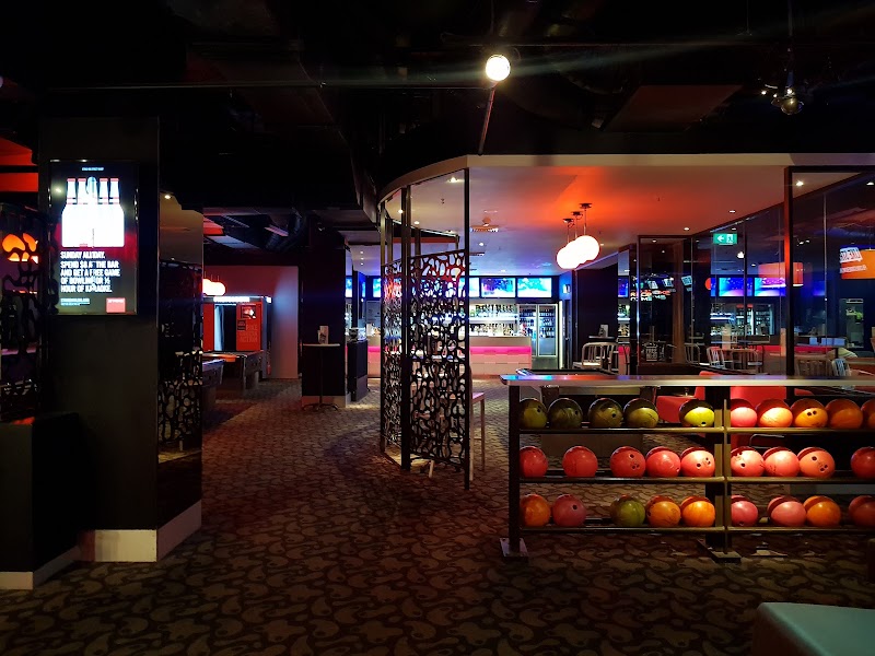 Kingpin Bowling - Darling Harbour photo 3