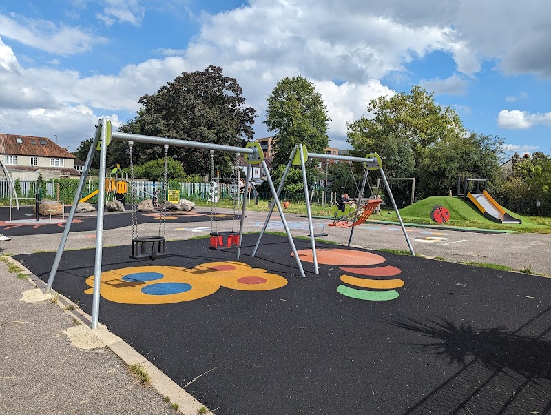 Kingston Road Play Area