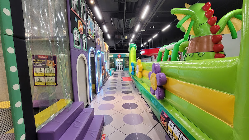 Kiztopia New Town Plaza