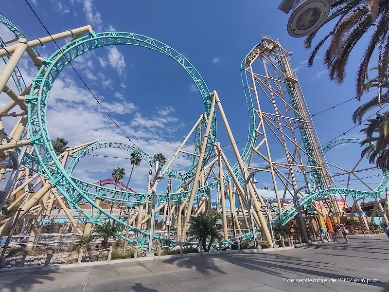 Knott's Berry Farm photo 2