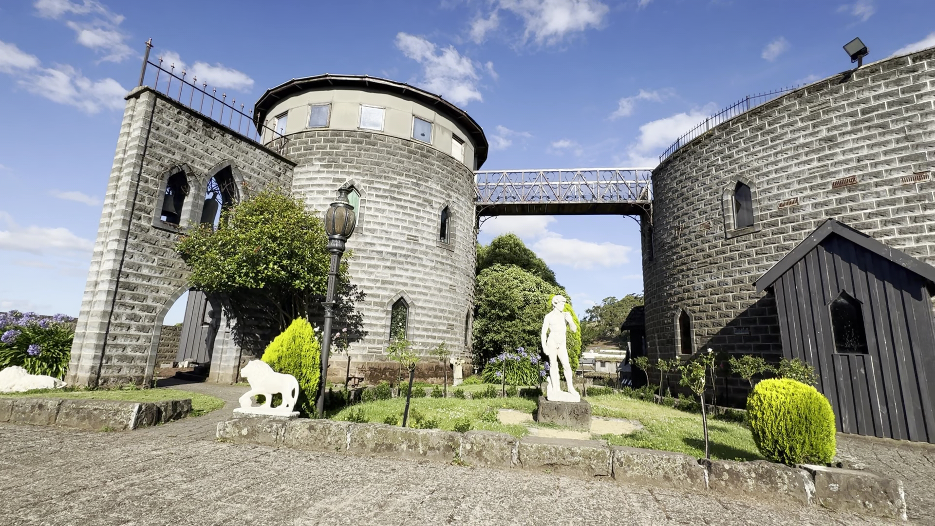 Kryal Castle photo 2