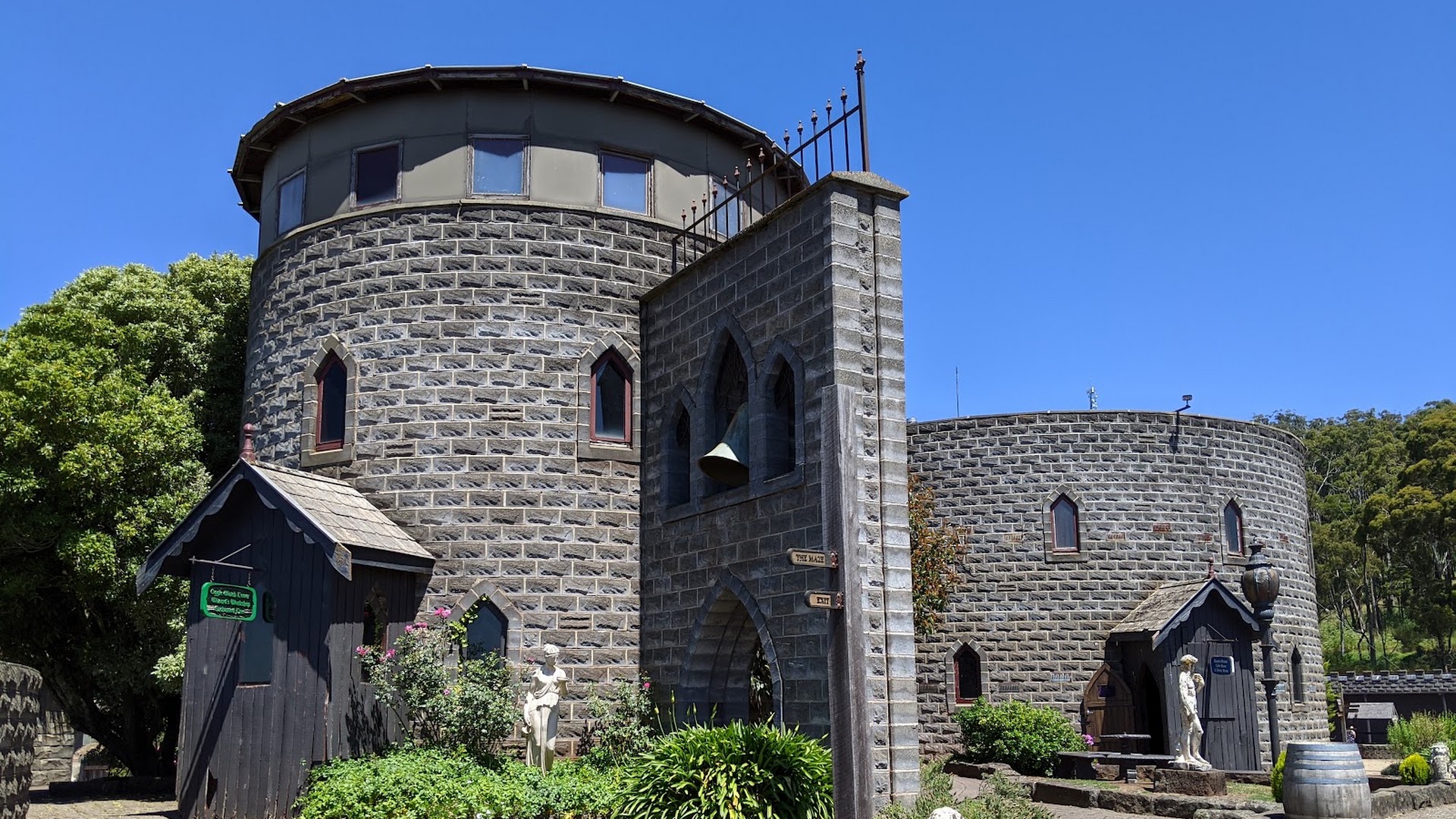 Kryal Castle photo 3