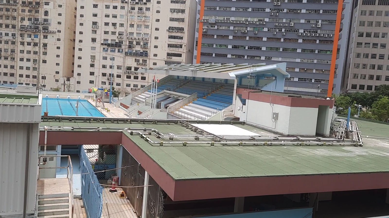 Kwai Shing Swimming Pool photo 3