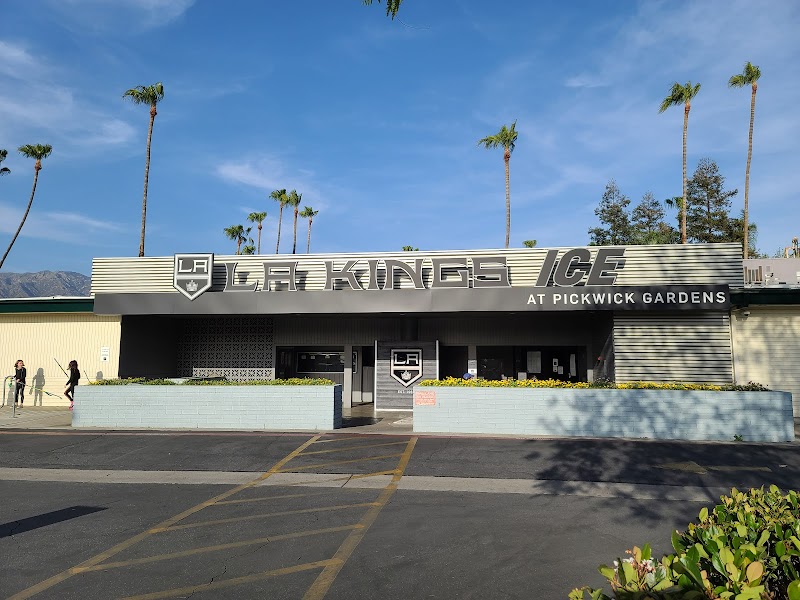 LA Kings Ice Burbank (Pickwick) photo 2