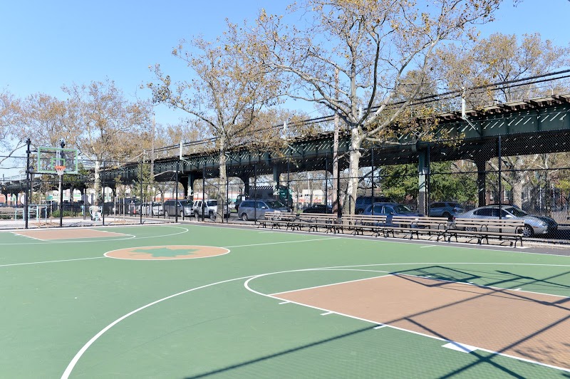 Lafayette Playground photo 2