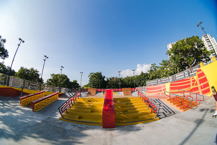 Lai Chi Kok Park Skatepark