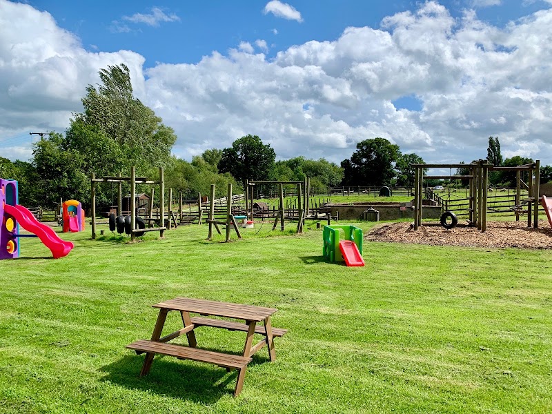 Lakemore Farm Park