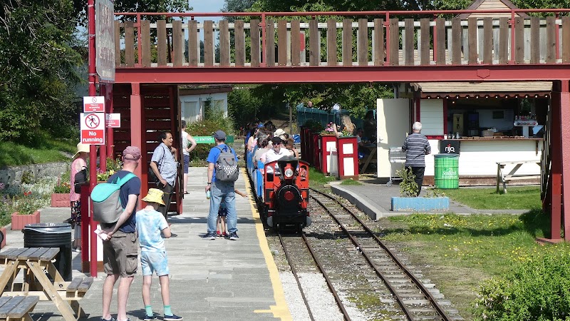 Lakeside Miniature Railway photo 2