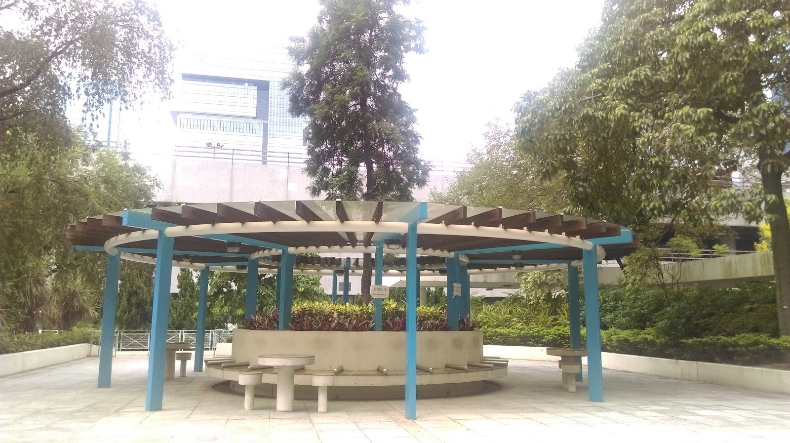 Lam Wah Street Playground photo 2