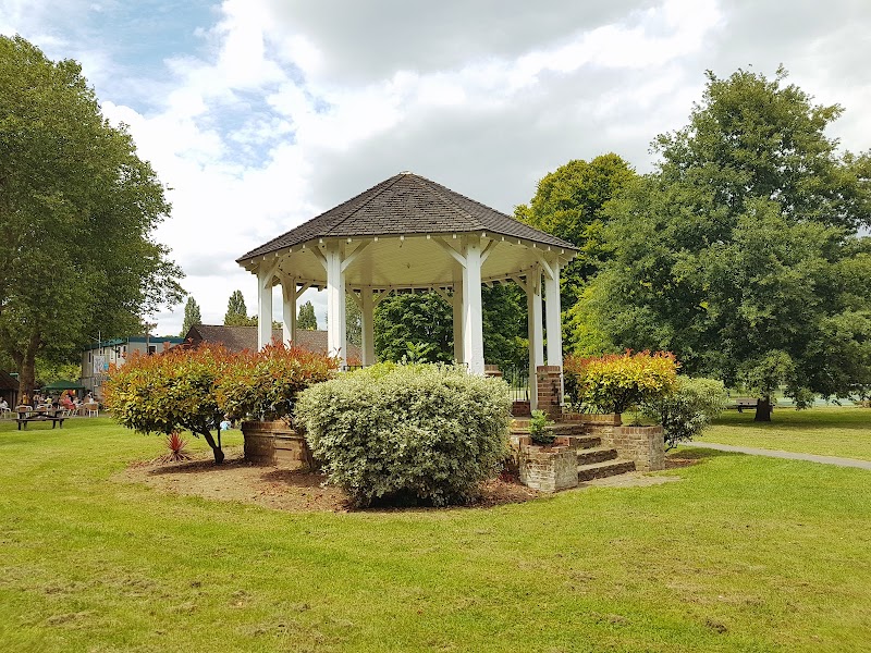 Lammas Recreation Ground photo 2