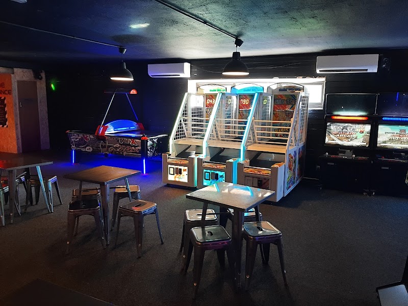 Laser Quest & QuizBox Kingston photo 2