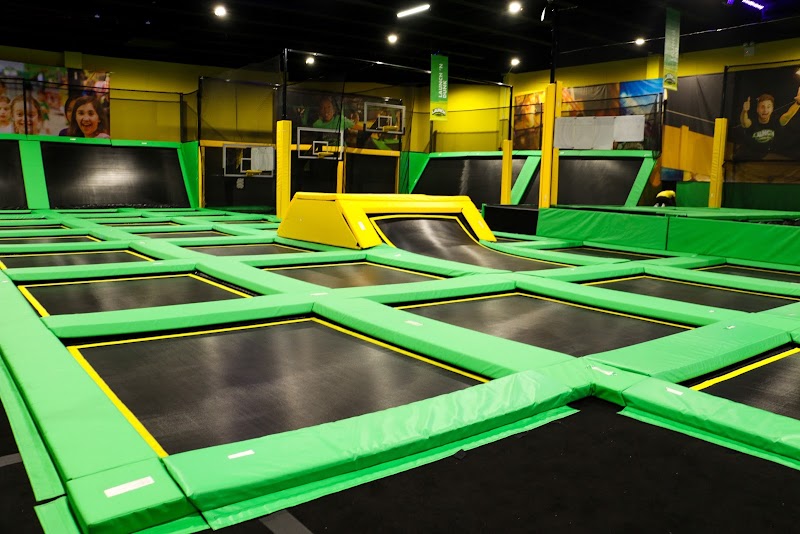 Launch Family Entertainment Queens photo 3