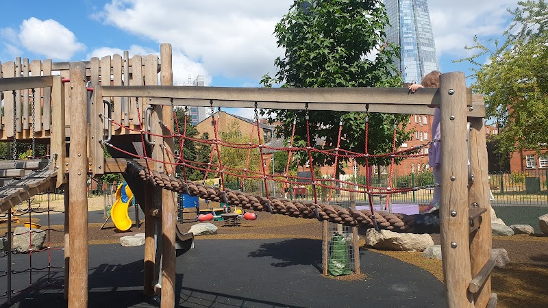 Leathermarket Gardens Playground photo 2
