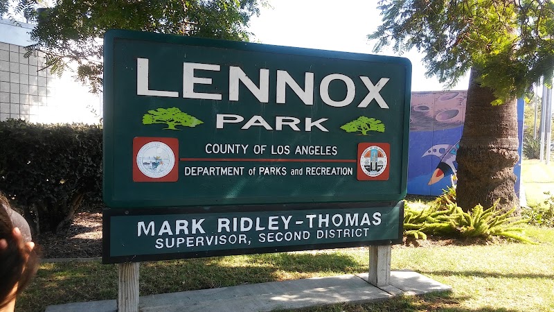 Lennox Park photo 3