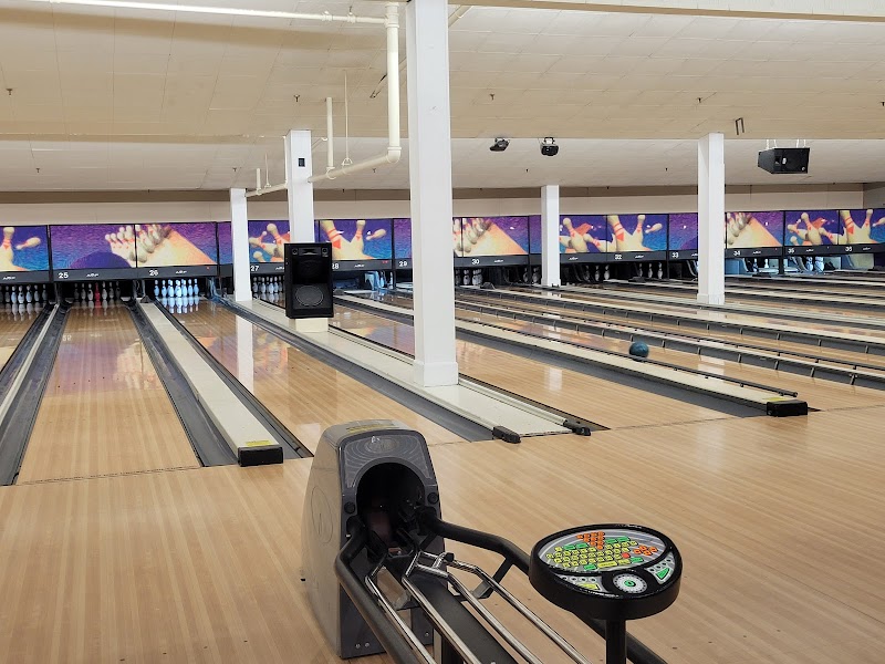 Levittown Lanes photo 2