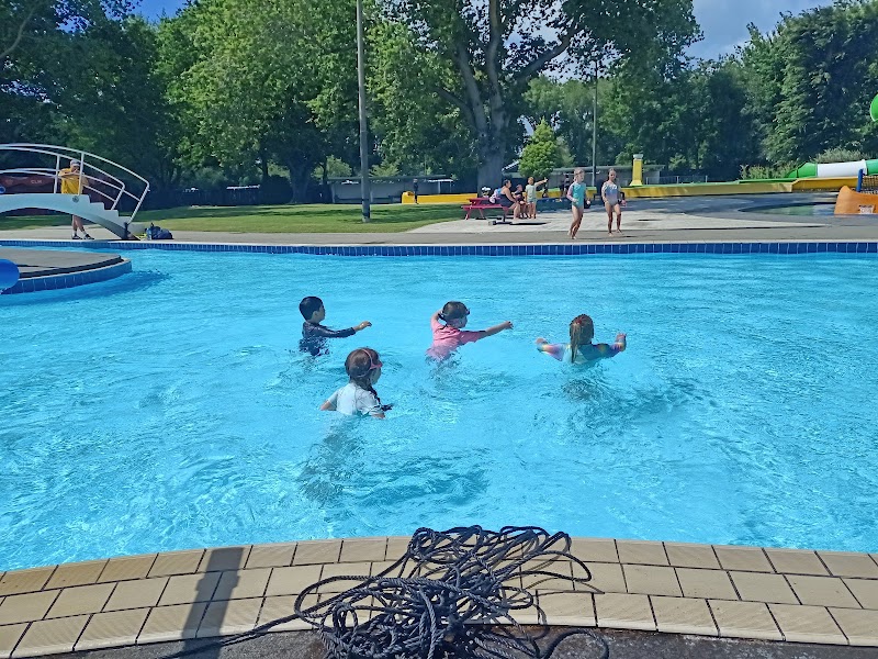 Lido Aquatic Centre photo 2