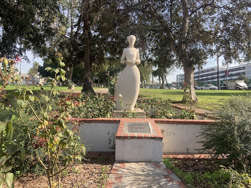 Lincoln Park photo 2