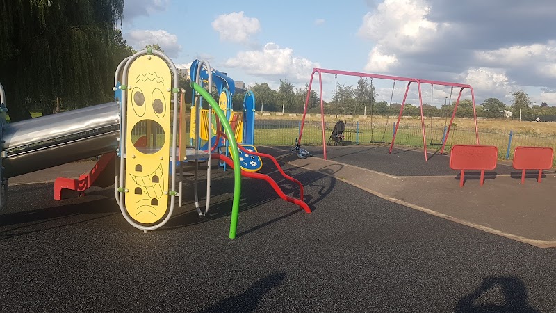 Lindsay park playground