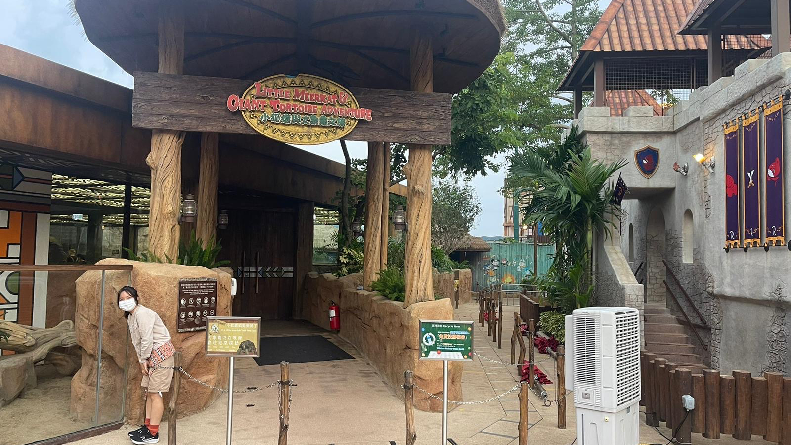 Little Meerkat & Giant Tortoise Adventure photo 2