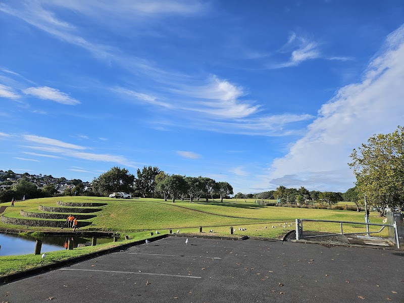 Lloyd Elsmore Park photo 3