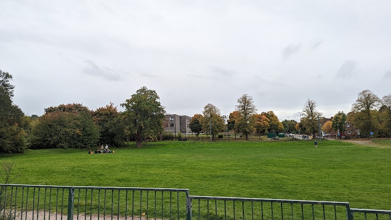 Lloyd Park Children's Play Park photo 2