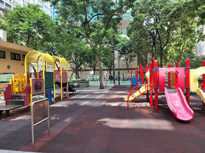 Lockhart Road Playground
