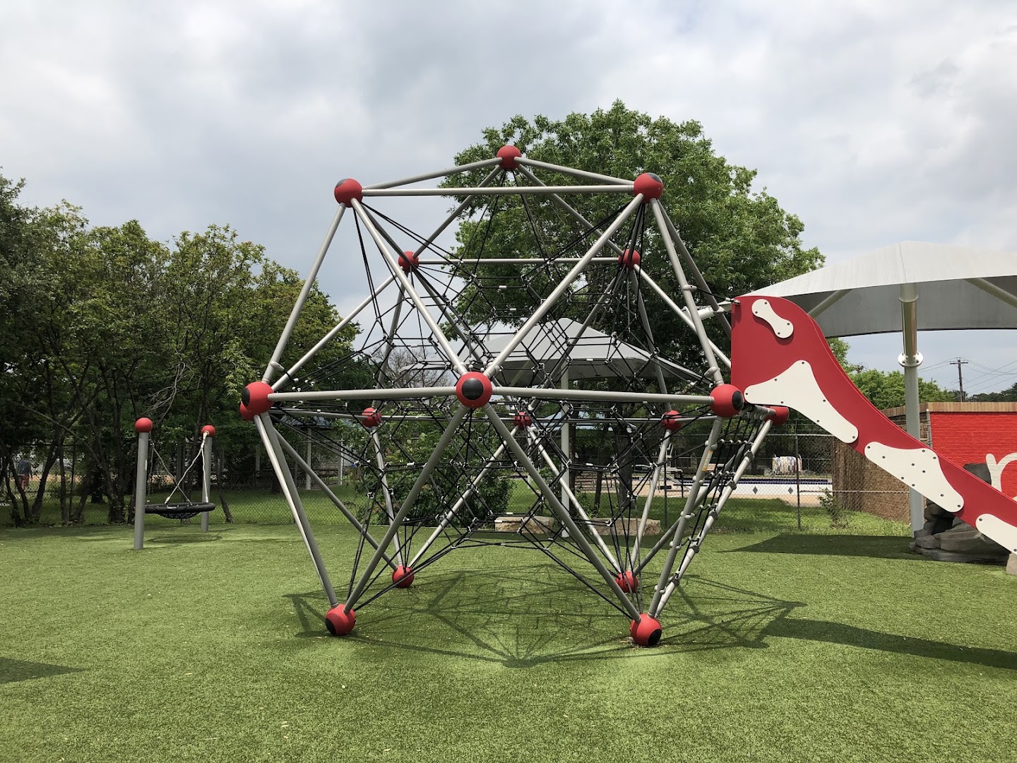 Loewy Family Playground photo 3