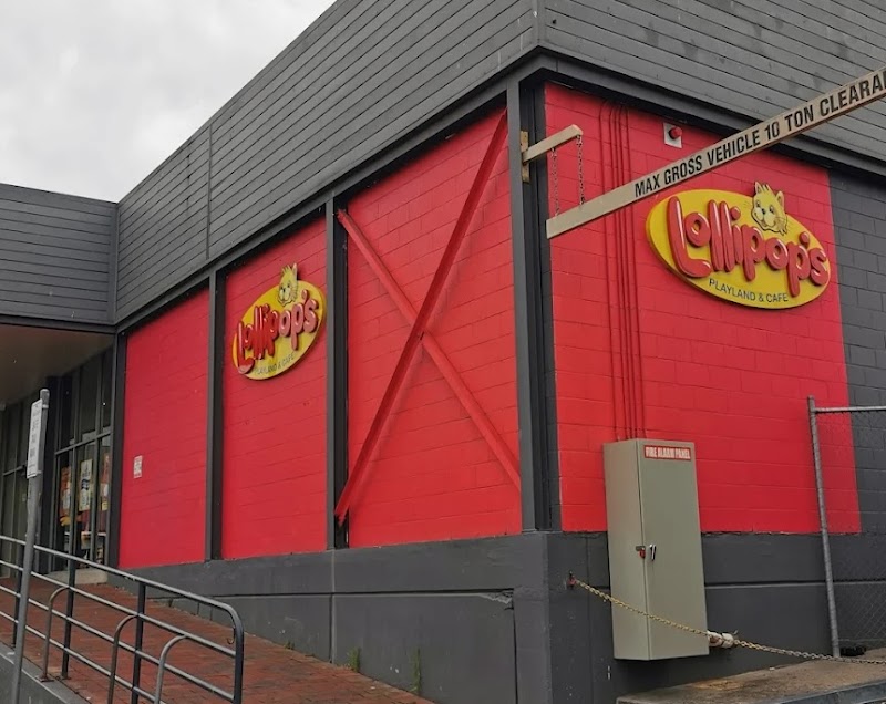 Lollipop's Playland and Cafe Knox photo 3