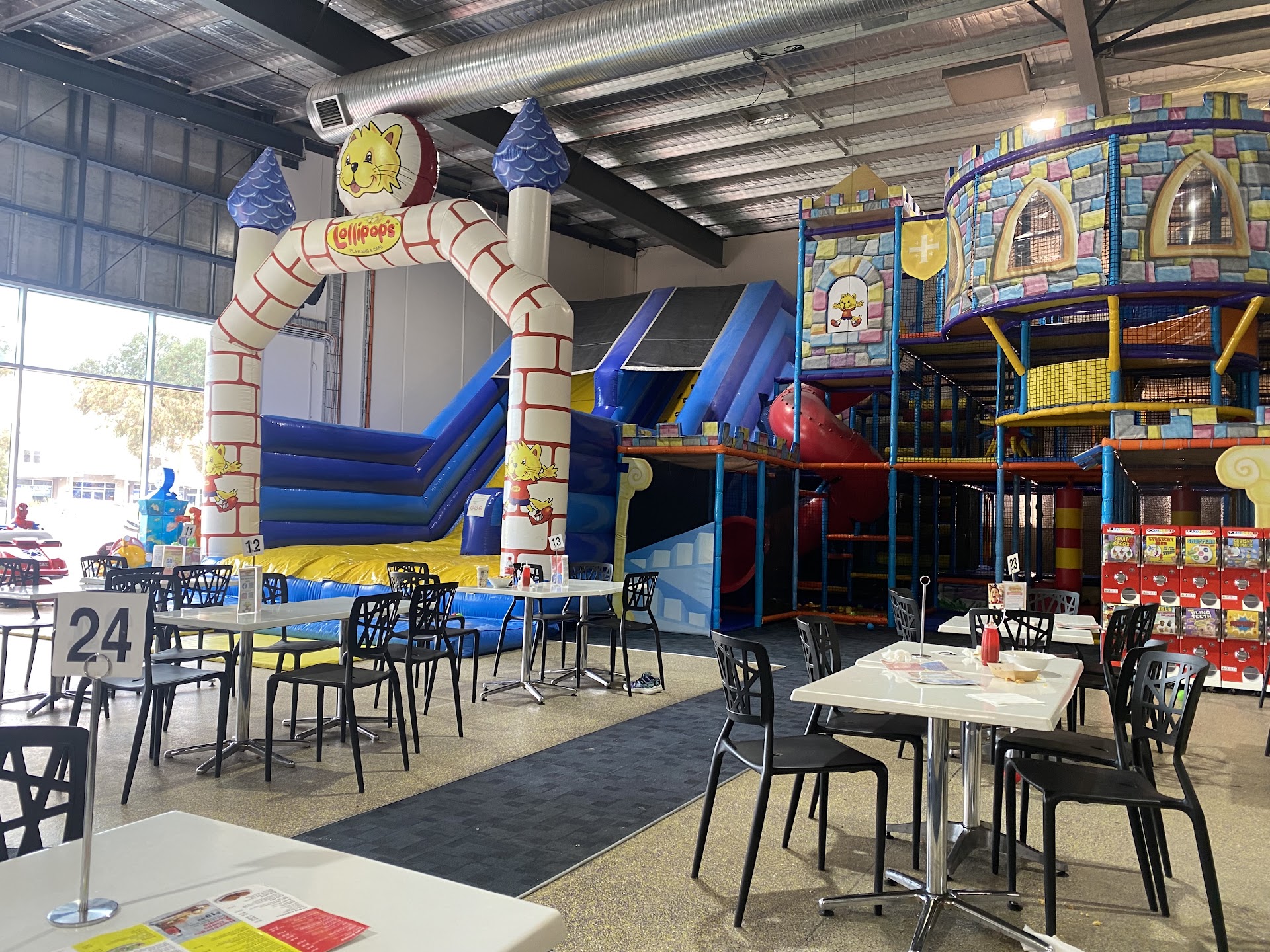 Lollipop's Playland & Cafe Roxburgh Park photo 2