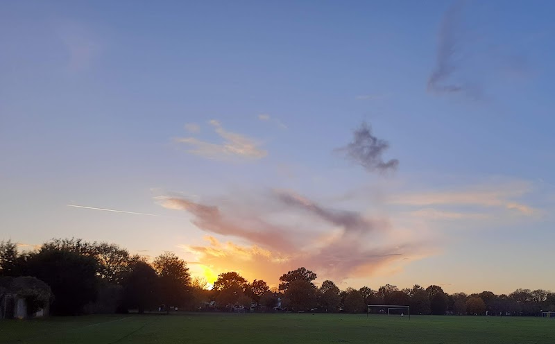 Long Ditton Recreation Ground photo 2