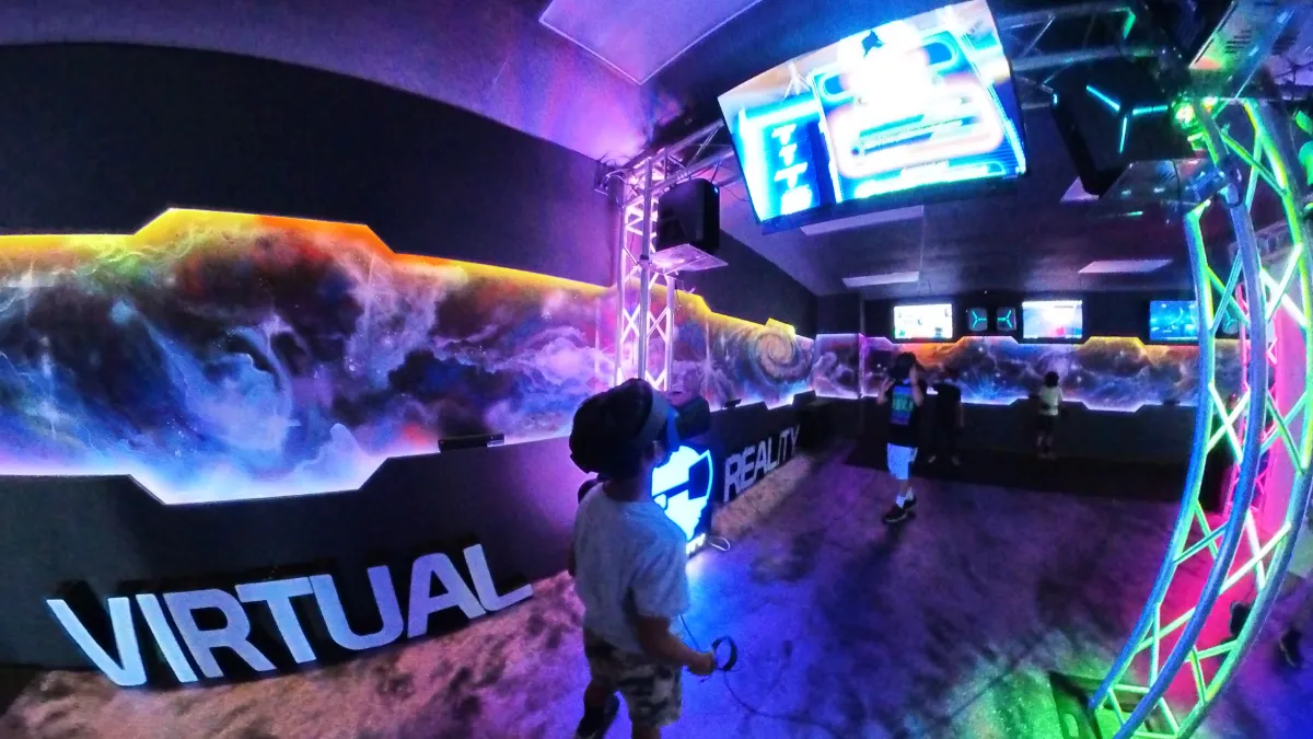 Los Virtuality - Virtual Reality Gaming Center photo 3