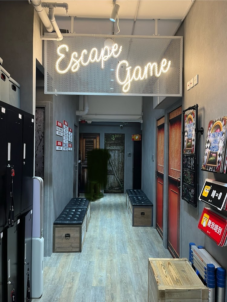 LOST D2 Place Two photo 2