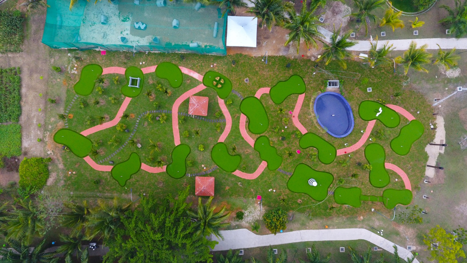 Lotus Mini Golf - 18 holes of Fun photo 2