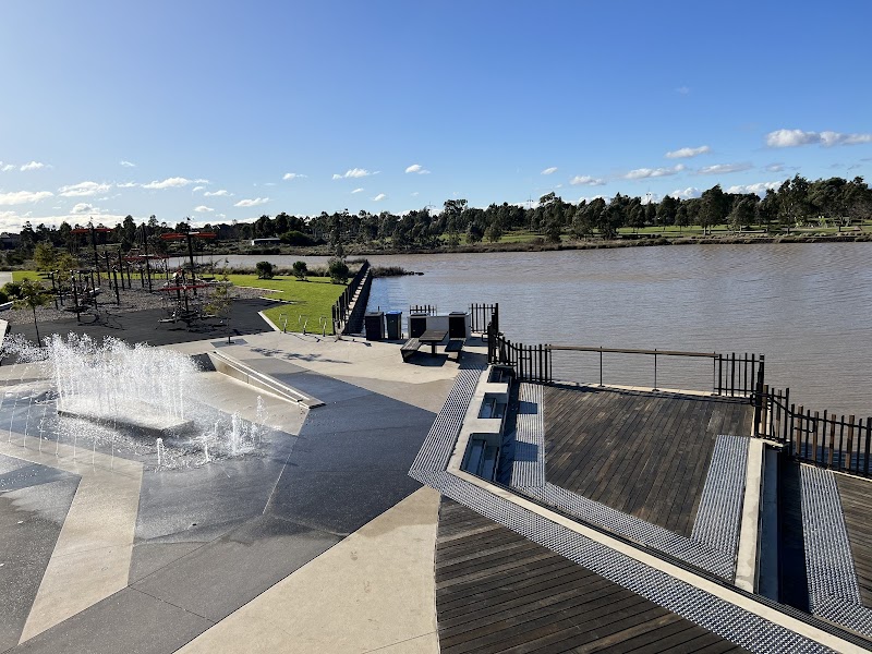 Lough Way Park Playground photo 3