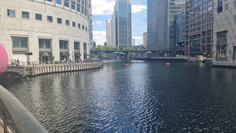 Love Open Water Canary Wharf