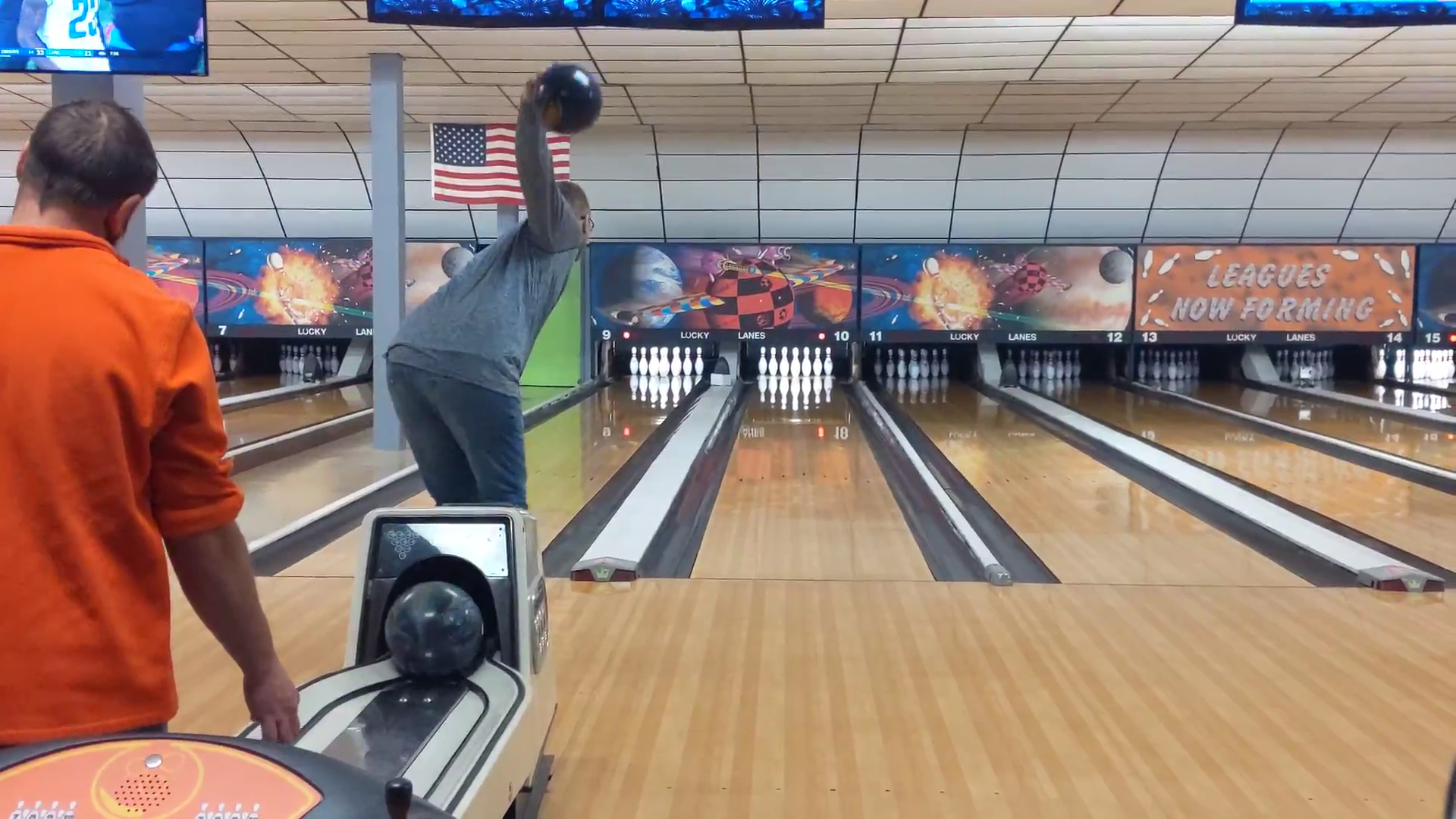 Lucky Lanes photo 2