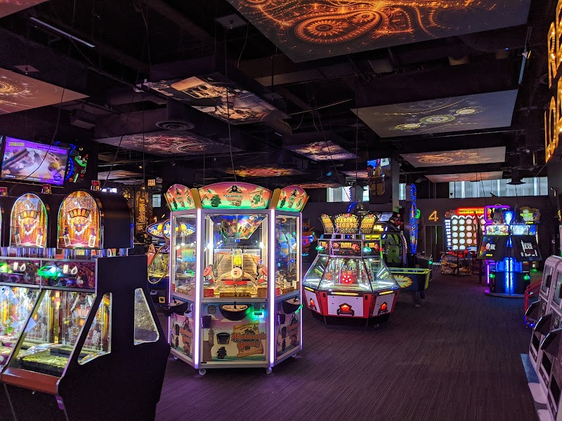 Lucky Strike Chicago photo 2