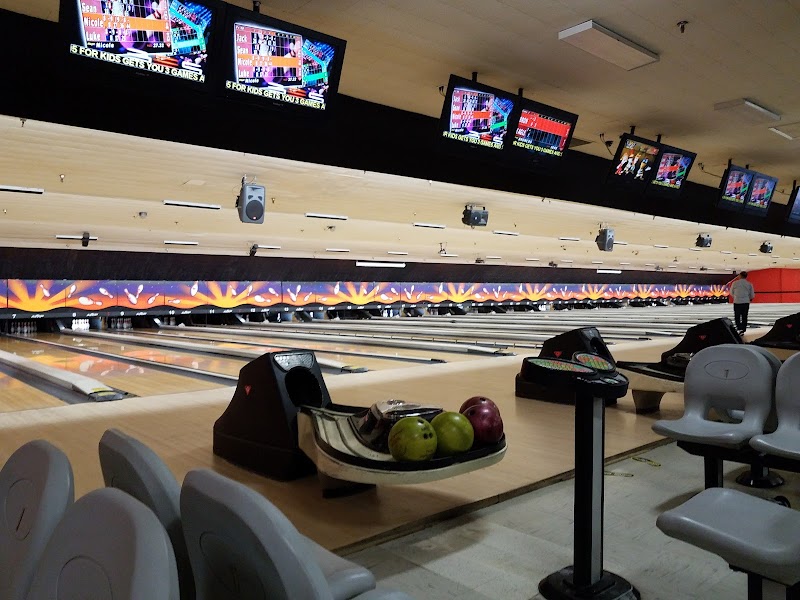 Lucky Strike Fullerton photo 2