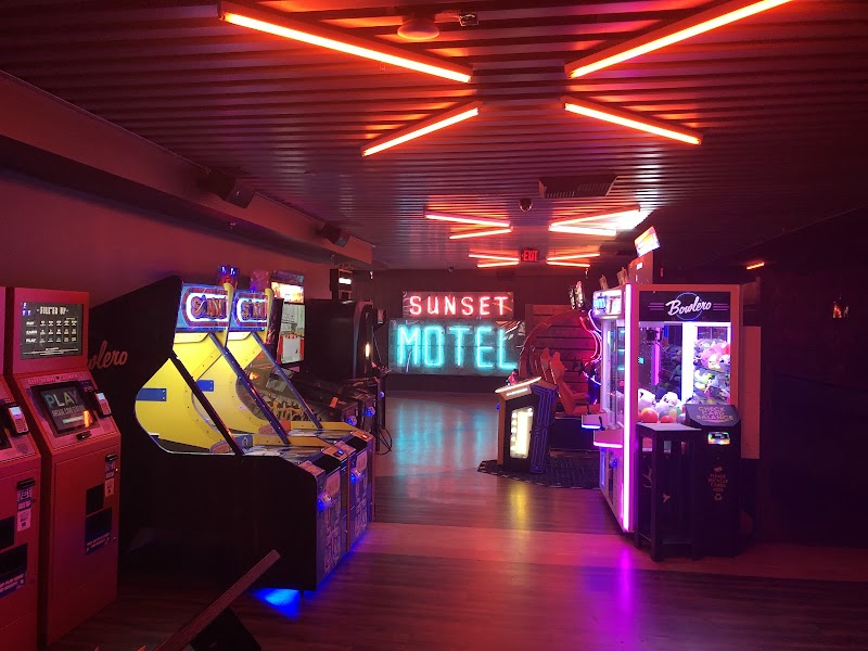 Lucky Strike Mar Vista photo 2
