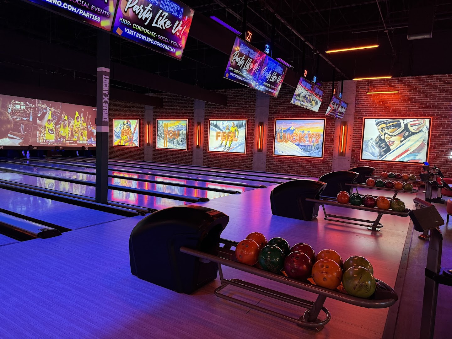 Lucky Strike Northfield photo 2