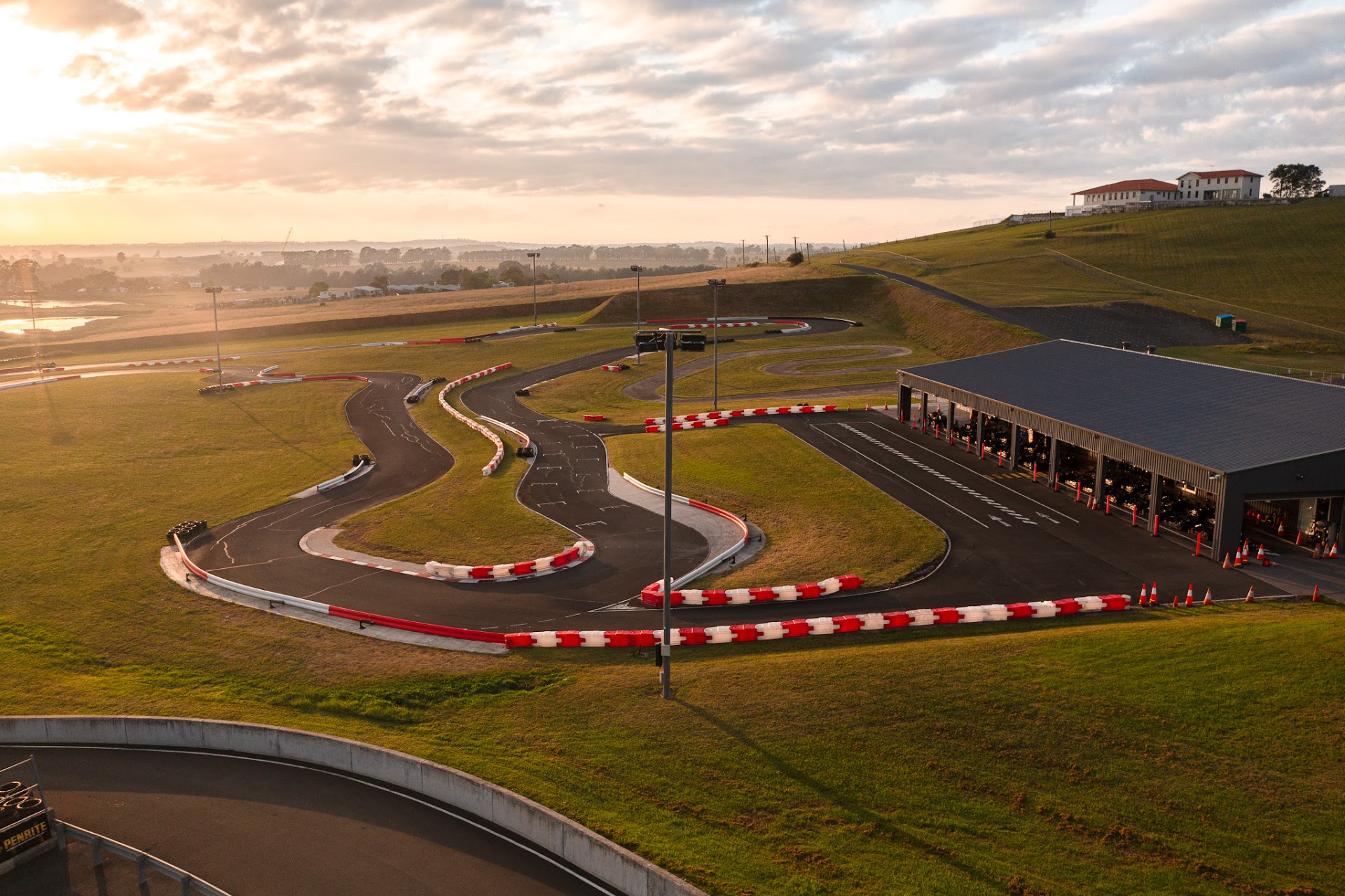 Luddenham Raceway photo 3