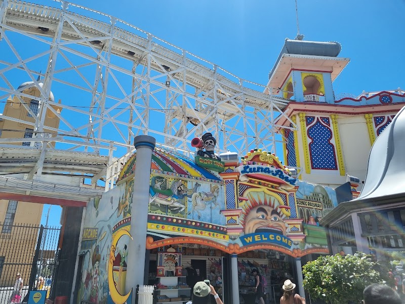 Luna Park Melbourne photo 2