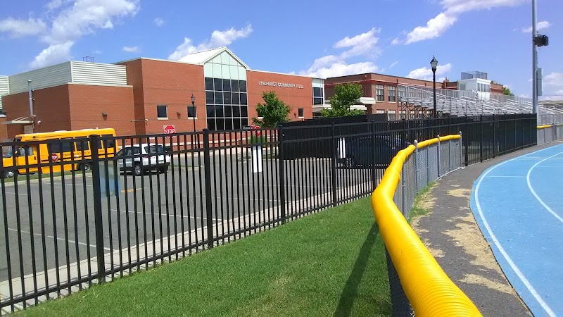 Lyndhurst Community Pool photo 2