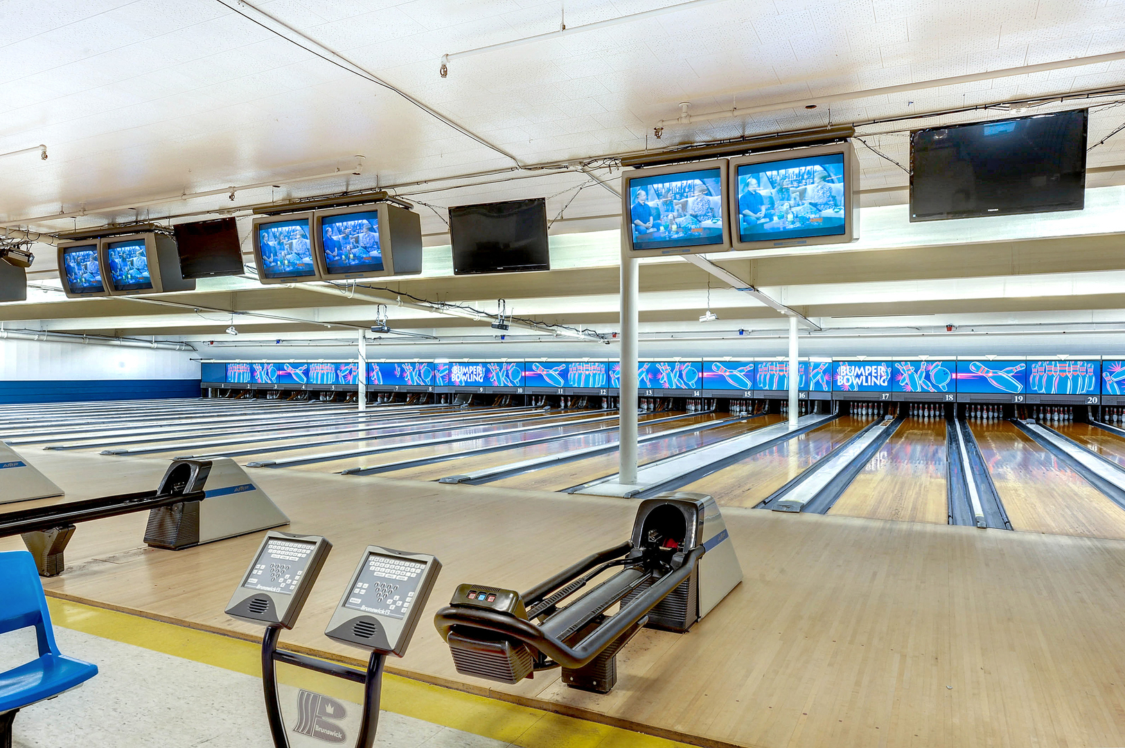 Lynnwood Bowl & Skate photo 3