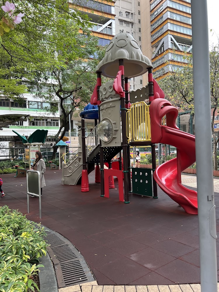 MacPherson Playground photo 5