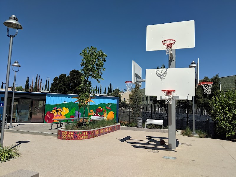 Madison Avenue Park and Community Garden