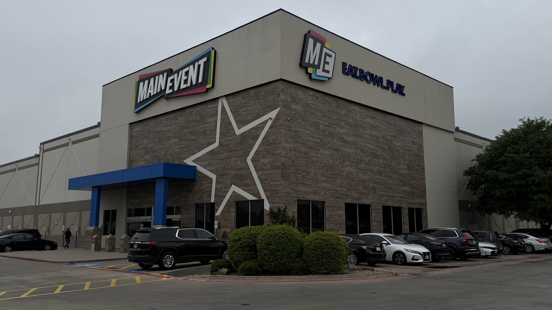 Main Event Plano photo 2