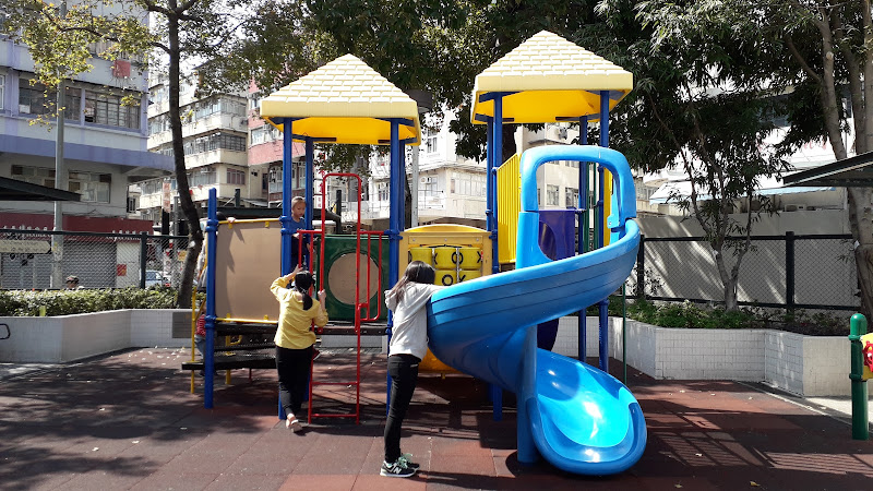 Maple Street Playground
