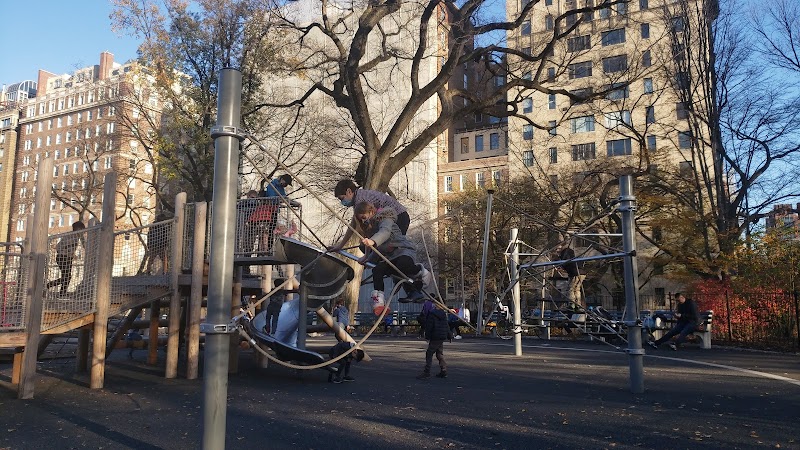 Margaret L. Kempner Playground 🛝 photo 3