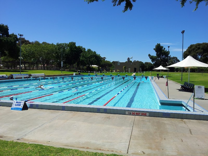 Marion Outdoor Pool